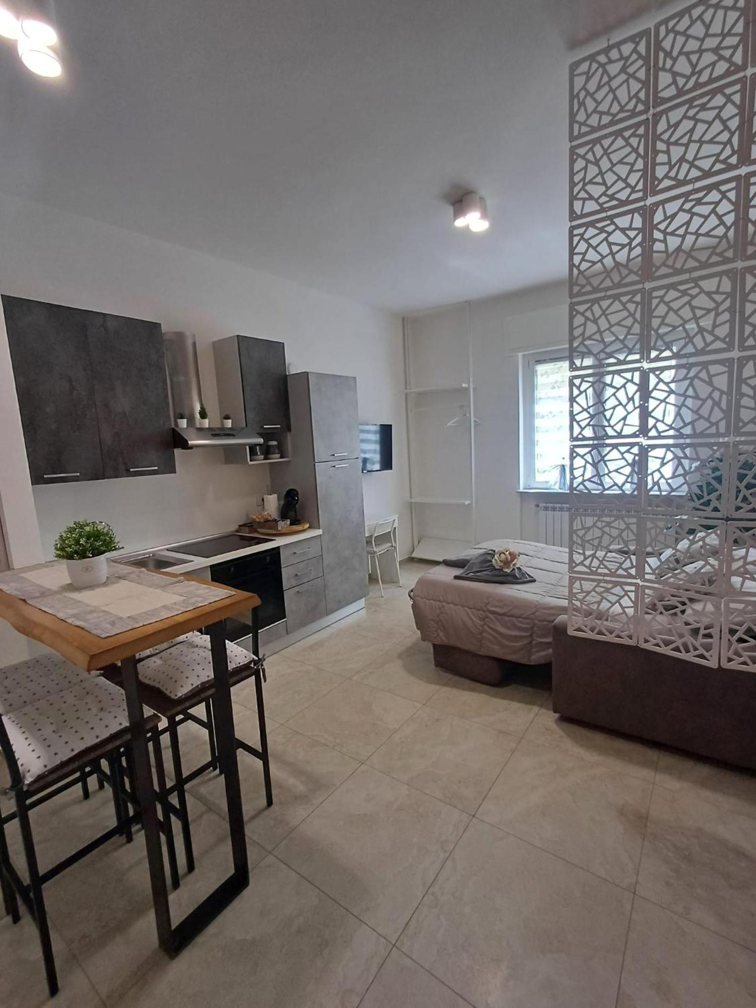 Ferienwohnung "Nonna Maria" Venegono Superiore Exterior foto